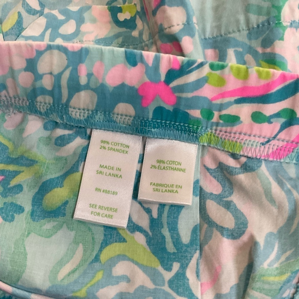 Lilly Pulitzer Blue and Pink Shorts Vibrant Floral Print - Picture 5 of 6